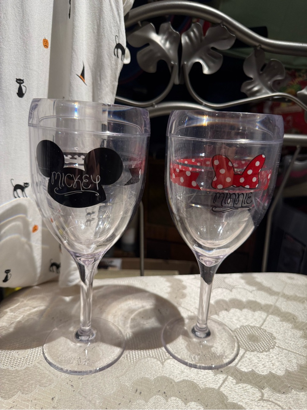 tervis Mickey & Minnie Acrylic Wine Glasses - Black & Red Accents